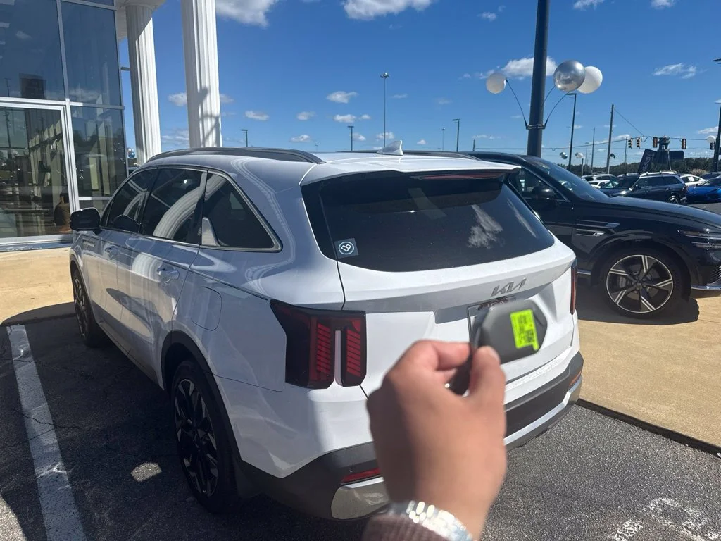 Used 2026 White Kia SX image 4