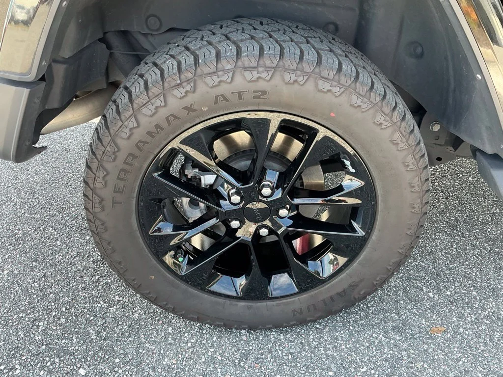 Used 2021 Black Jeep Unlimited Sahara 4xe image 19