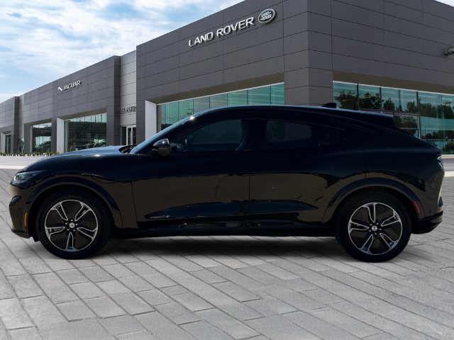 Used 2023 Black Ford Premium image 2