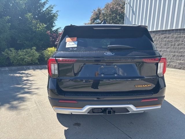 New 2026 Agate Black Metallic Ford Tremor image 38