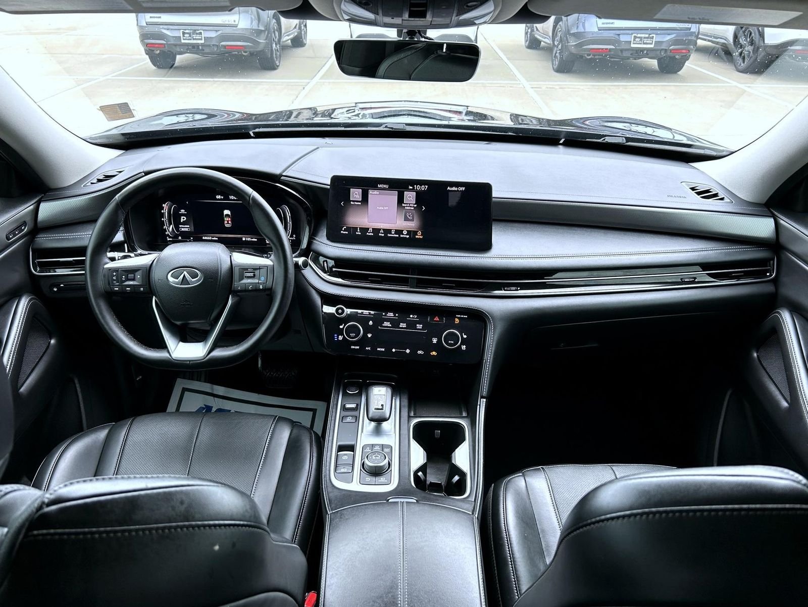 Certified Used 2023 Black INFINITI LUXE image 12