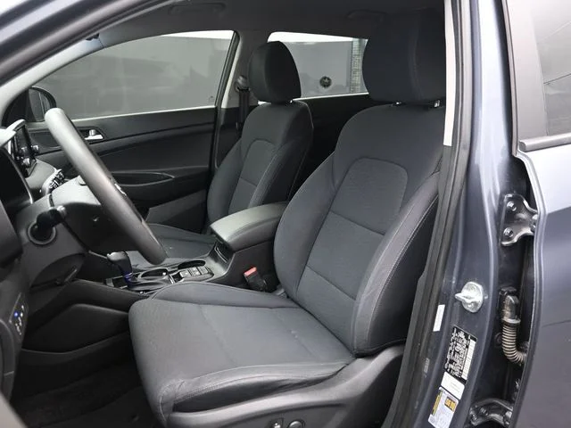 Used 2021 Gray Hyundai Value image 9