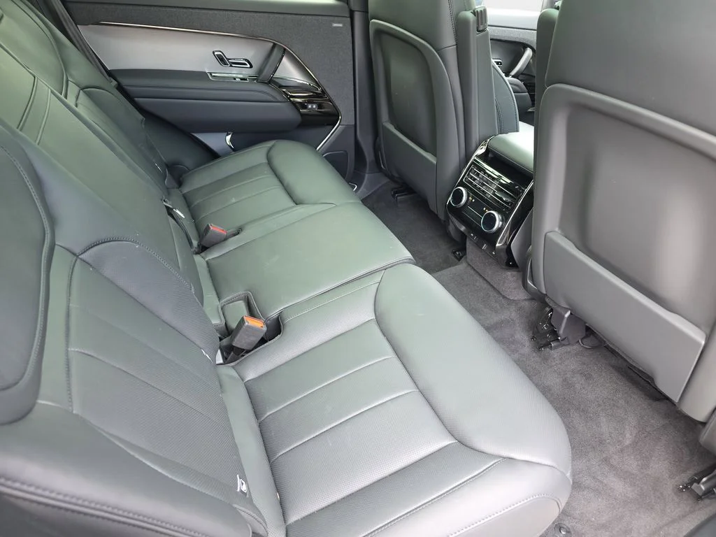 Certified Used 2026 Fuji White Land Rover SE image 11