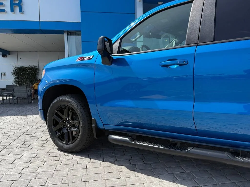 Used 2022 Glacier Blue Metallic Chevrolet RST image 12