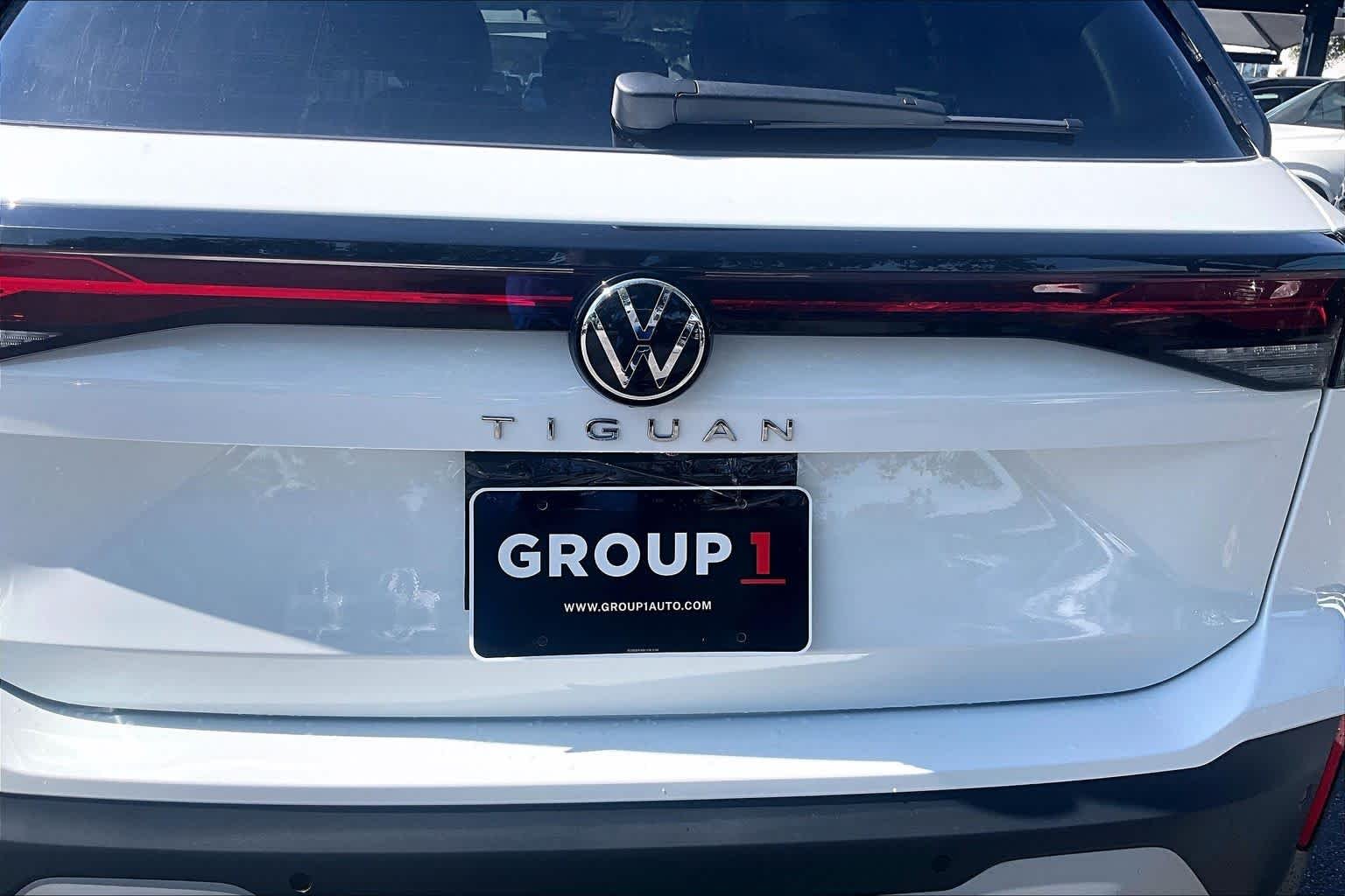 New 2026 Pure White Volkswagen 2.0T S image 15
