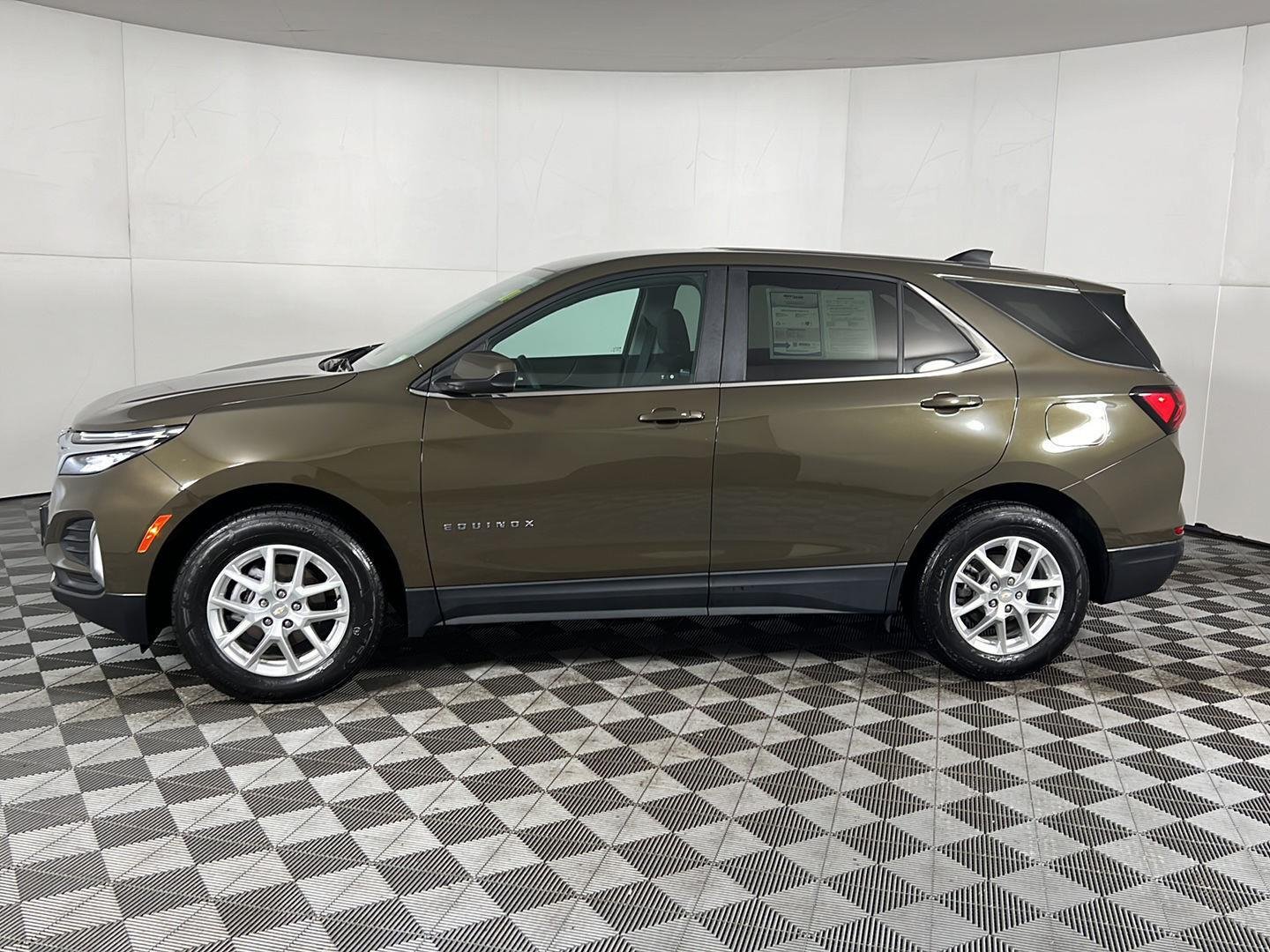 Used 2024 Harvest Bronze Metallic Chevrolet LT image 8