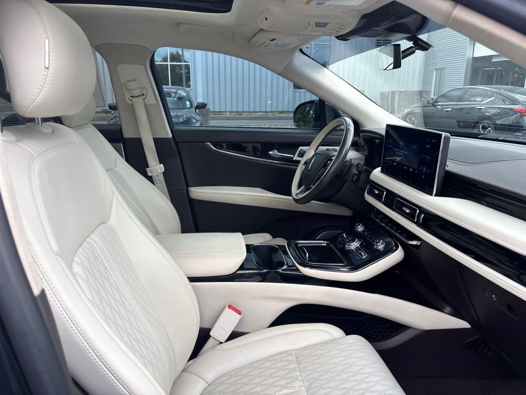 Used 2021 Blue Lincoln Black Label image 23