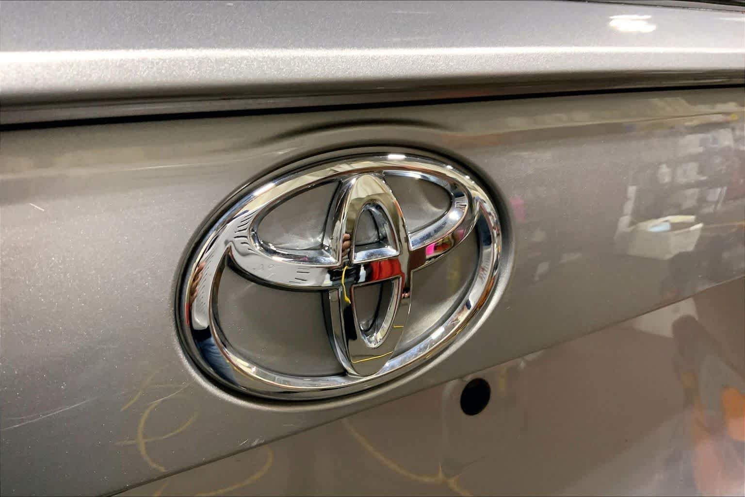 Used 2023 Silver Sky Metallic Toyota LE image 31