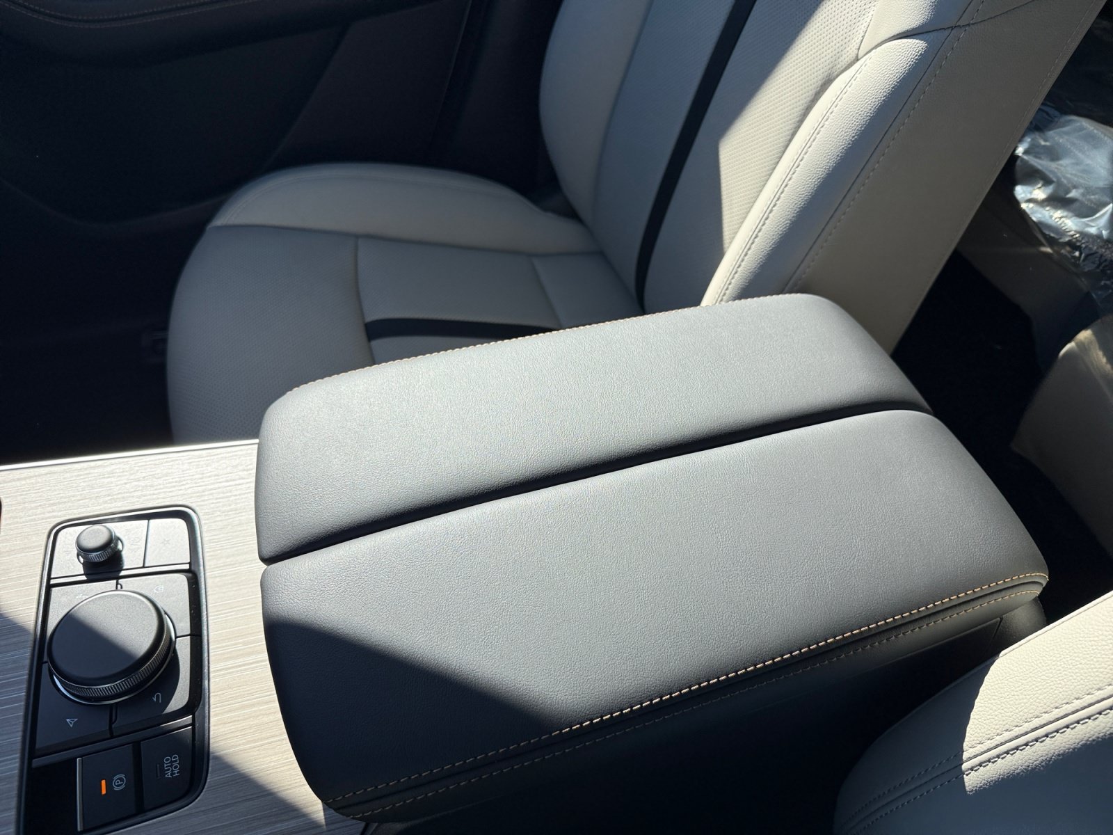 New 2026 Rhodium White Premium Mazda Preferred image 14