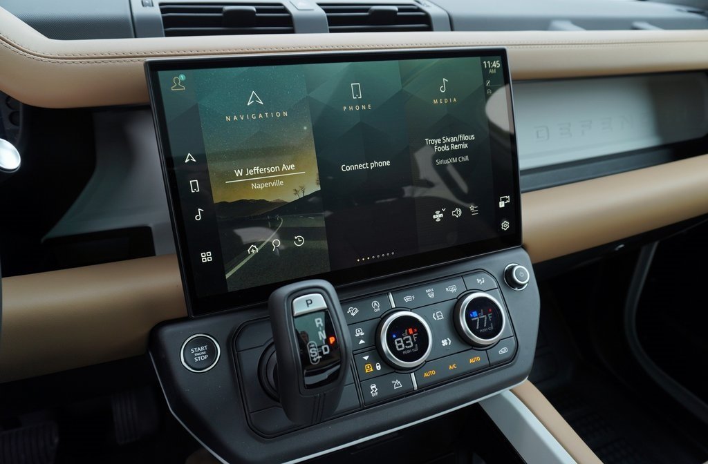 2026 LAND ROVER DEFENDER - Image 19