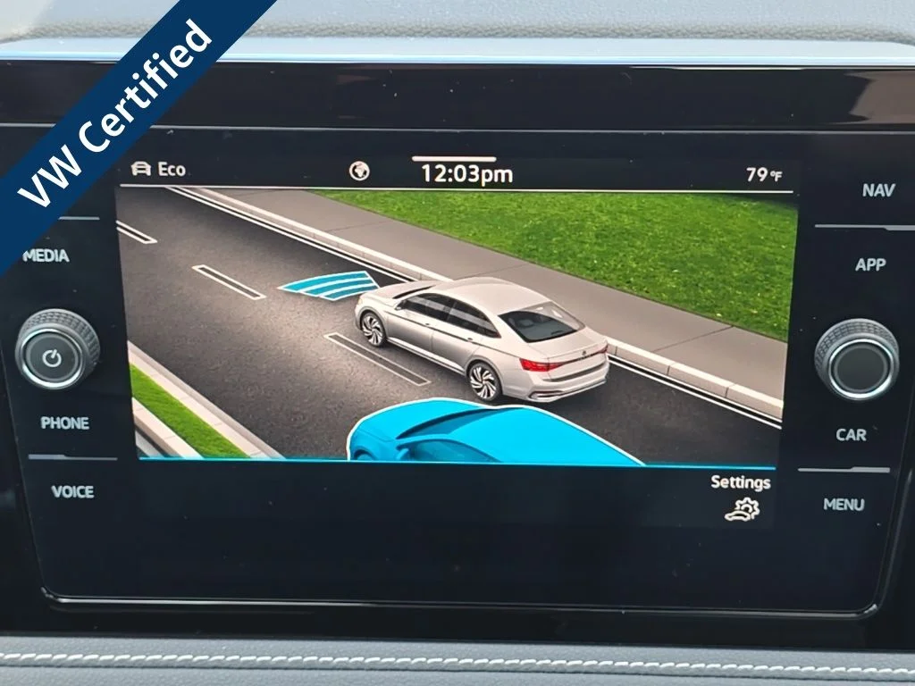Certified Used 2025 Monument Gray Volkswagen 1.5T SEL image 17