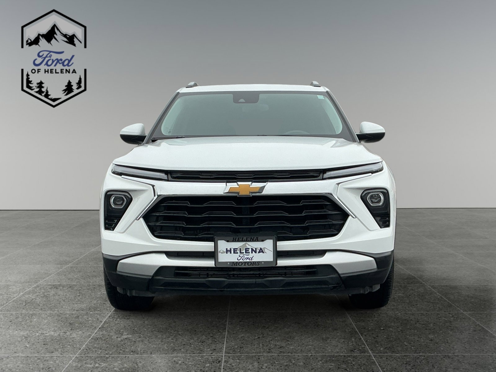 Used 2024 Summit White Chevrolet LT image 8