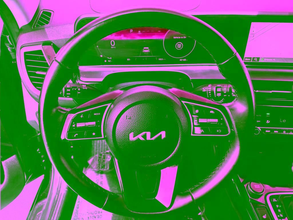 Used 2024 Black Kia X-Line image 39