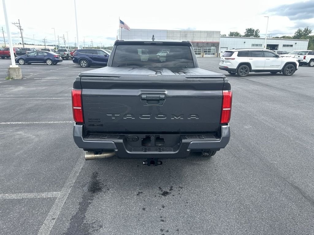 2025 Toyota Tacoma TRD Sport - Photo 7