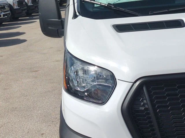 New 2026 Oxford White Ford Cargo Van image 10