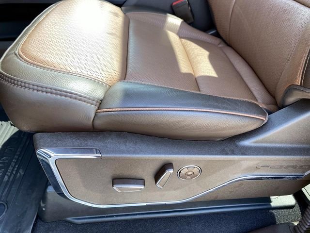 Used 2025 White Ford King Ranch image 29