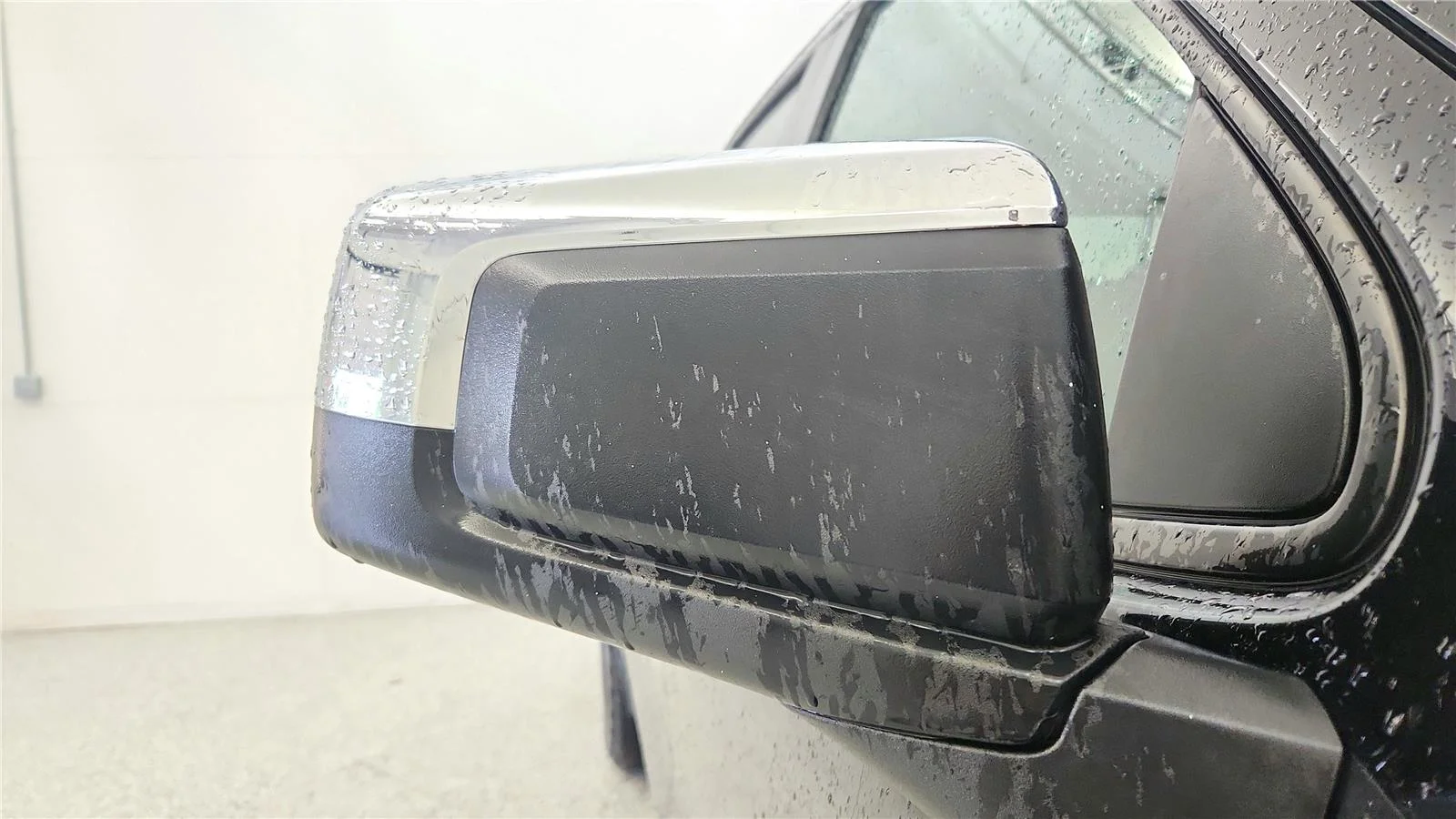 Used 2022 Black Chevrolet LT (2FL) image 17