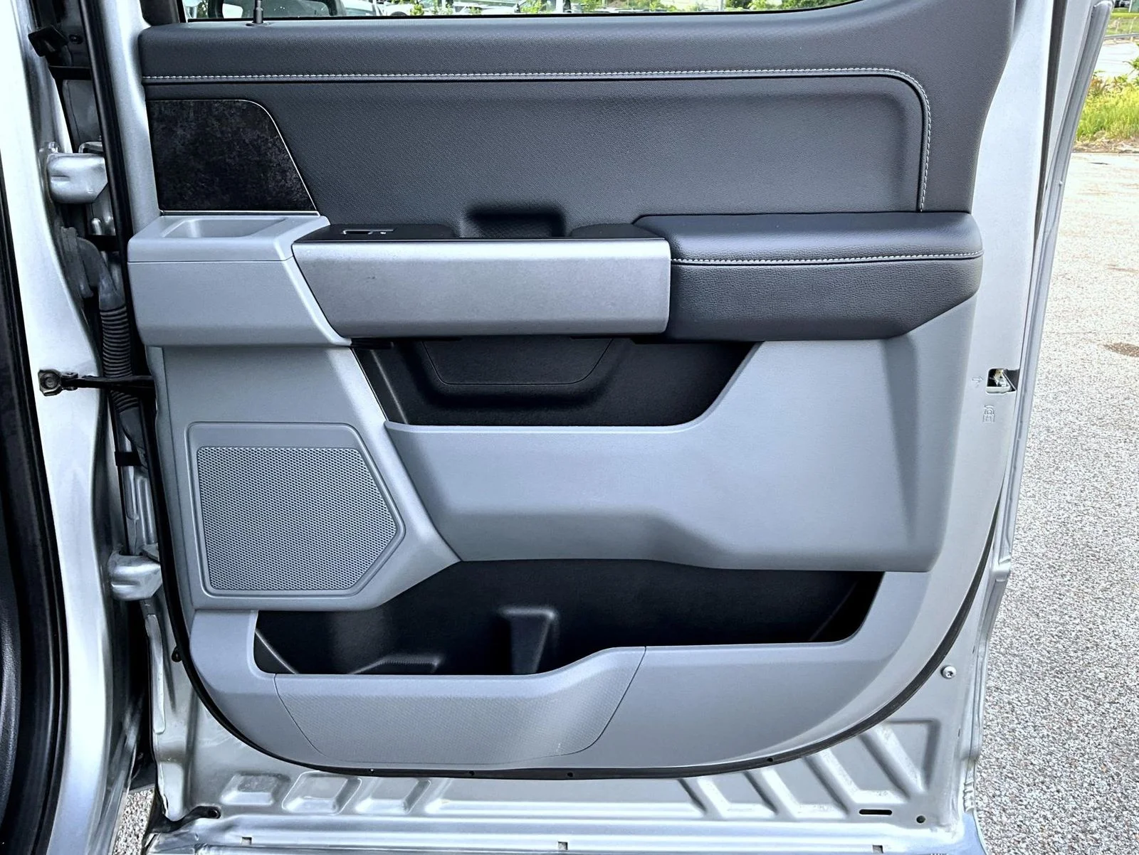 Used 2023 Silver Ford XLT image 18