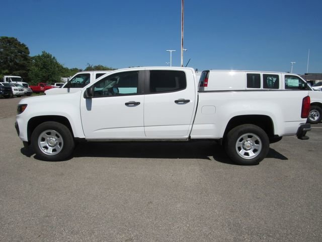 Used 2022 Summit White Chevrolet WT image 3