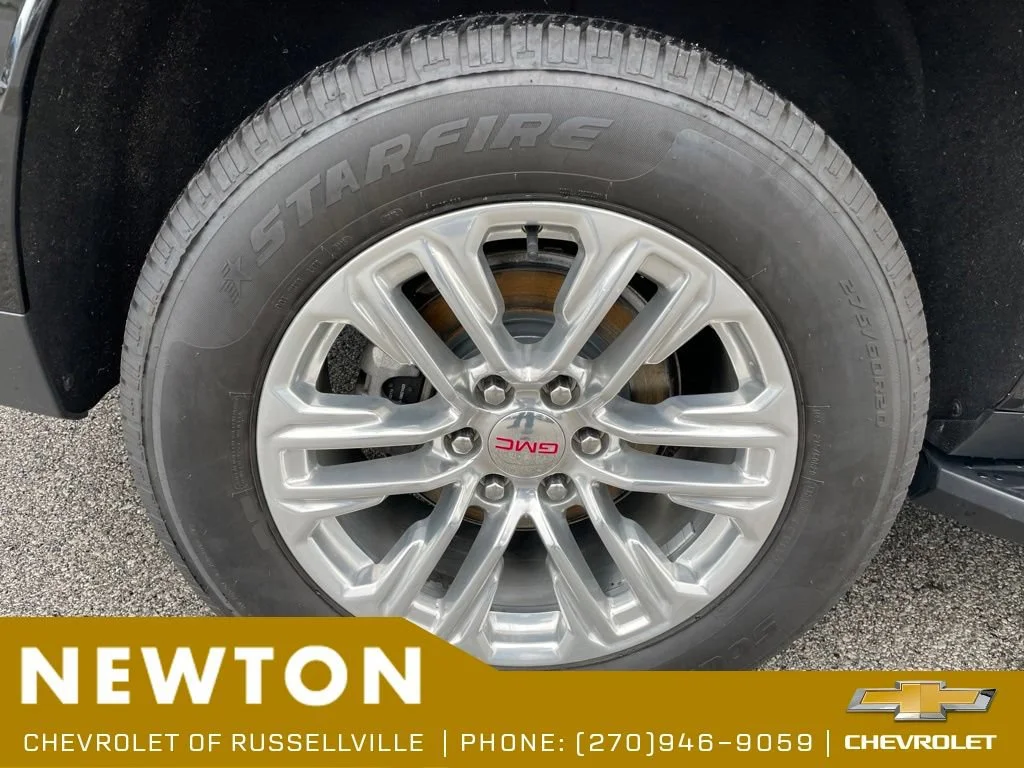 Used 2024 Onyx Black GMC SLT image 49