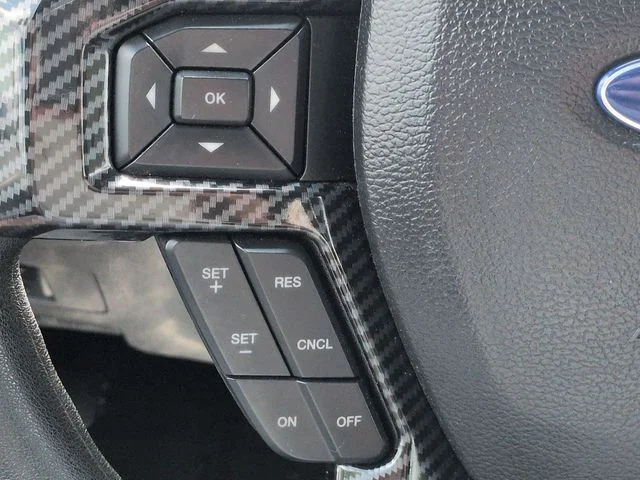 Used 2019 Blue Ford XLT image 23