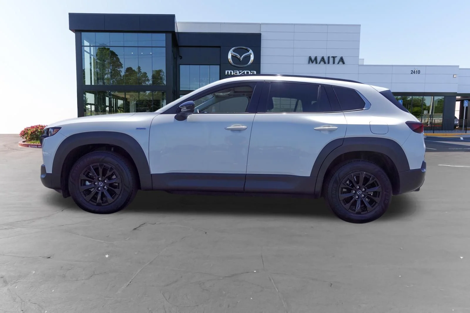 Certified Used 2025 Wind Chill Pearl Mazda Premium image 8