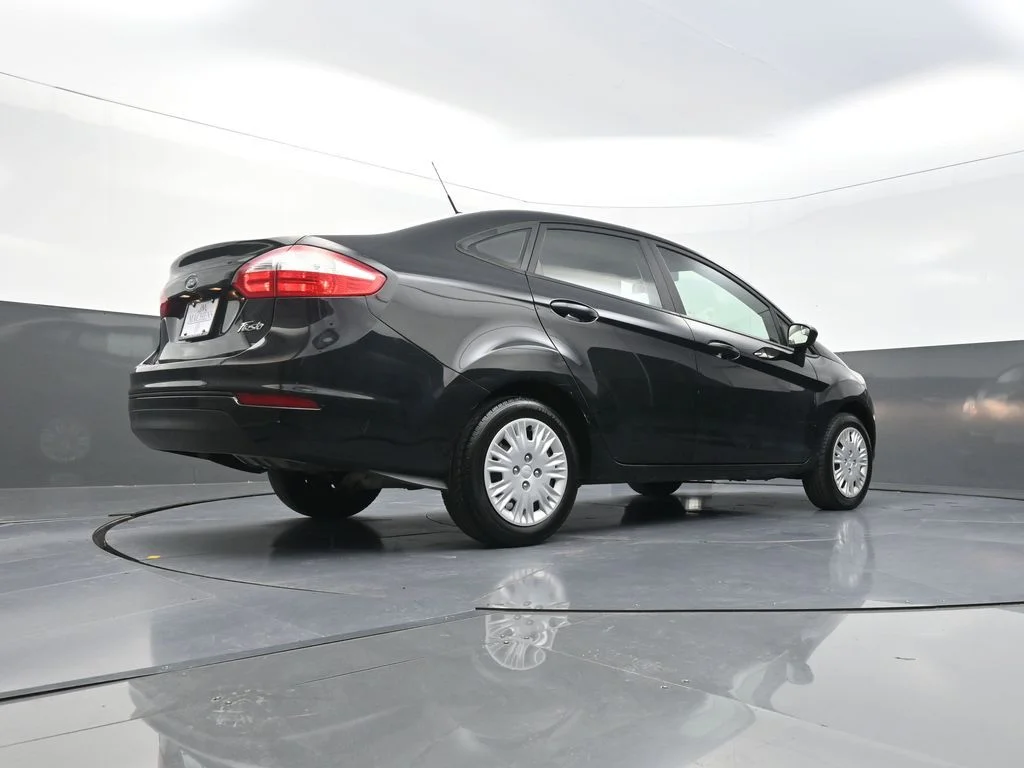 Used 2019 Black Ford S image 28