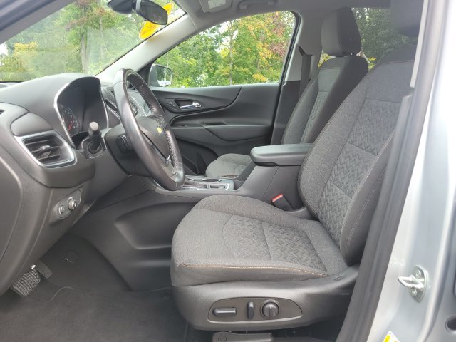Used 2022 Silver Chevrolet LT image 21