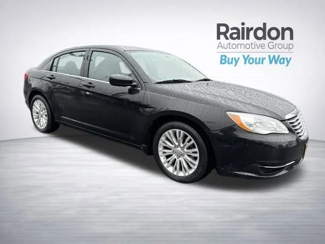 2013 Chrysler 200 LX