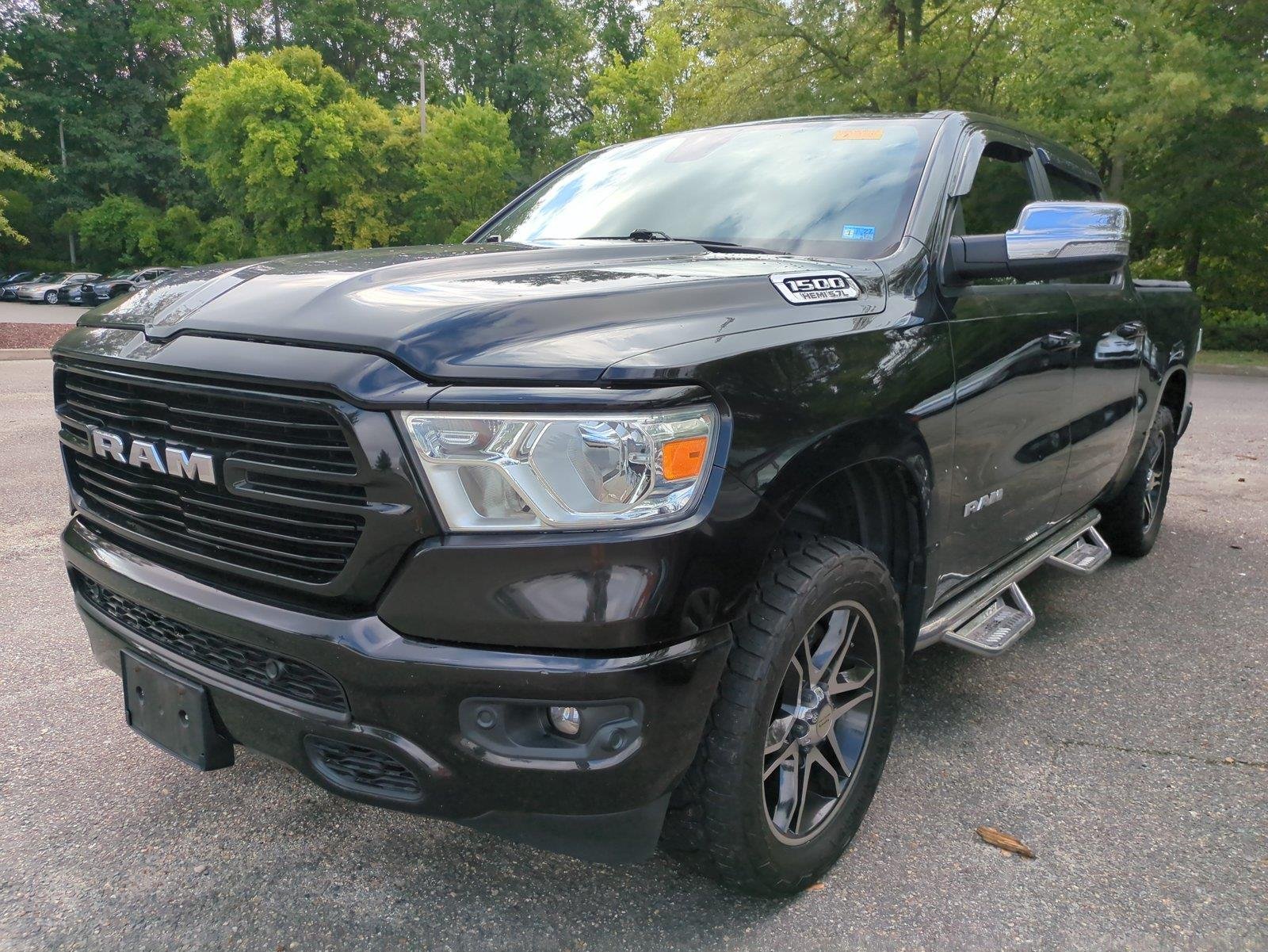 Used 2019 Diamond Black Crystal Pearlcoat Ram Big Horn/Lone Star image 7