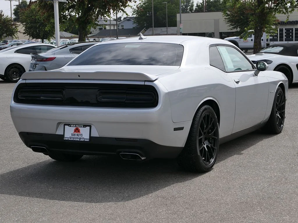 Used 2022 Triple Nickel Clear Coat Dodge R/T image 4