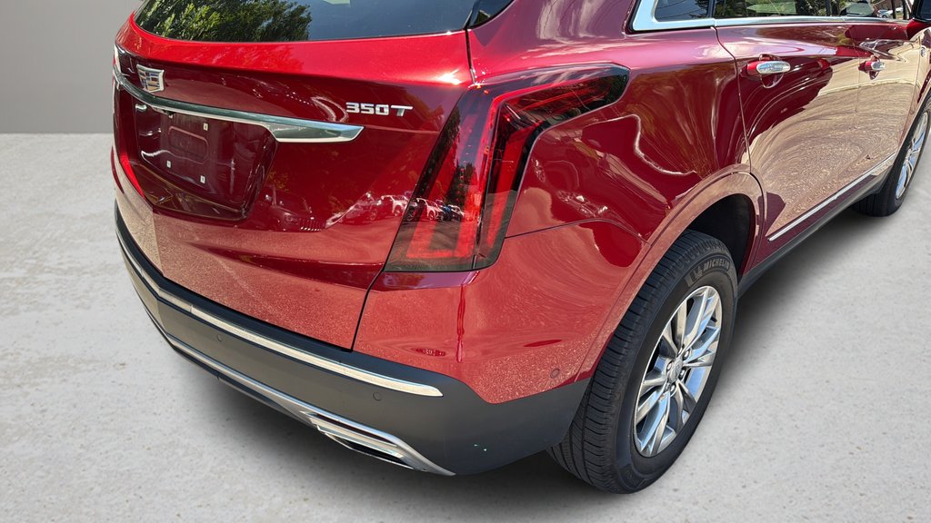 Used 2022 INFRARED TINTCOAT Cadillac AWD Premium Luxury image 11