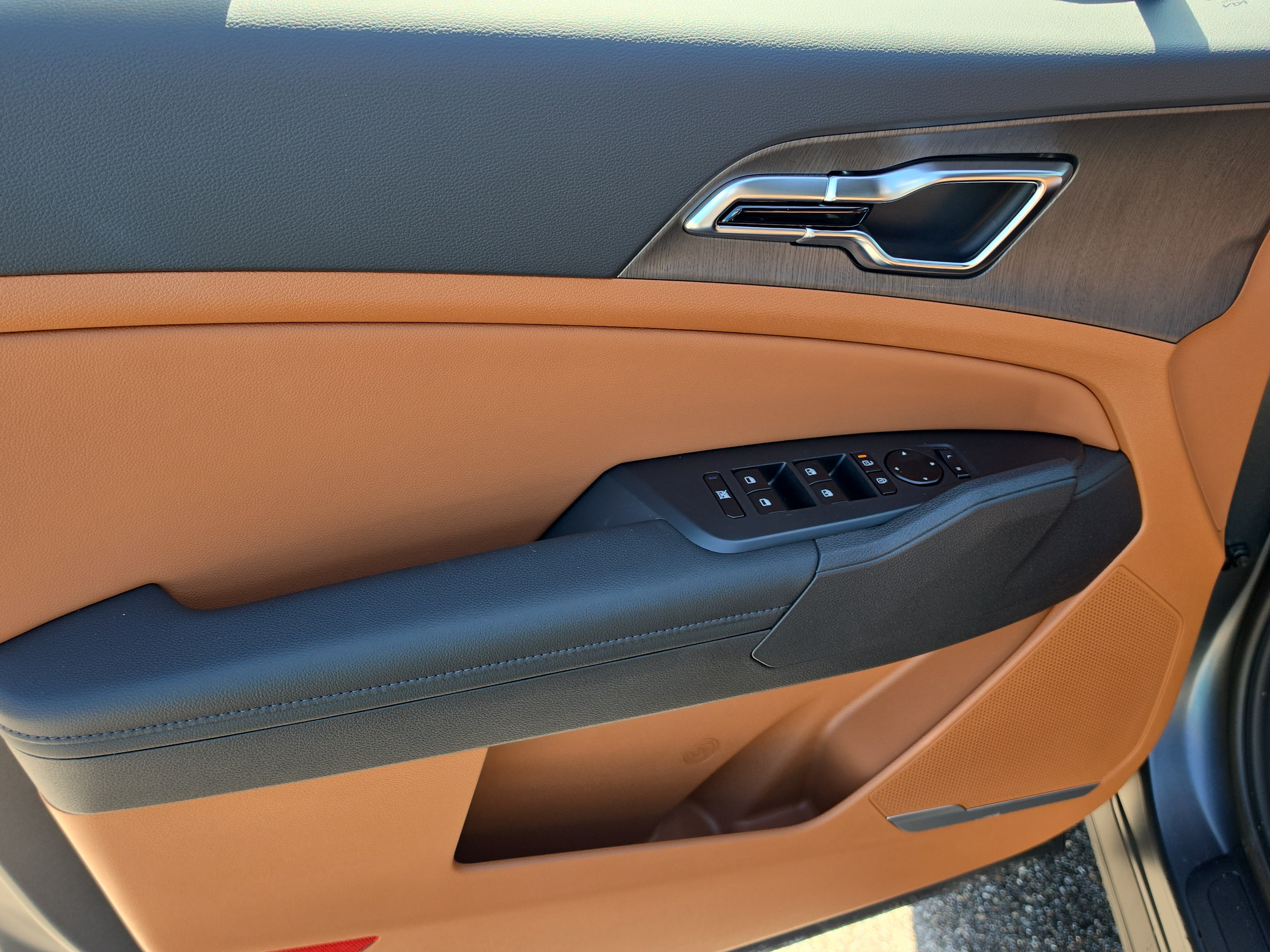 New 2026 Shadow Matte Gray Kia X-Line image 18