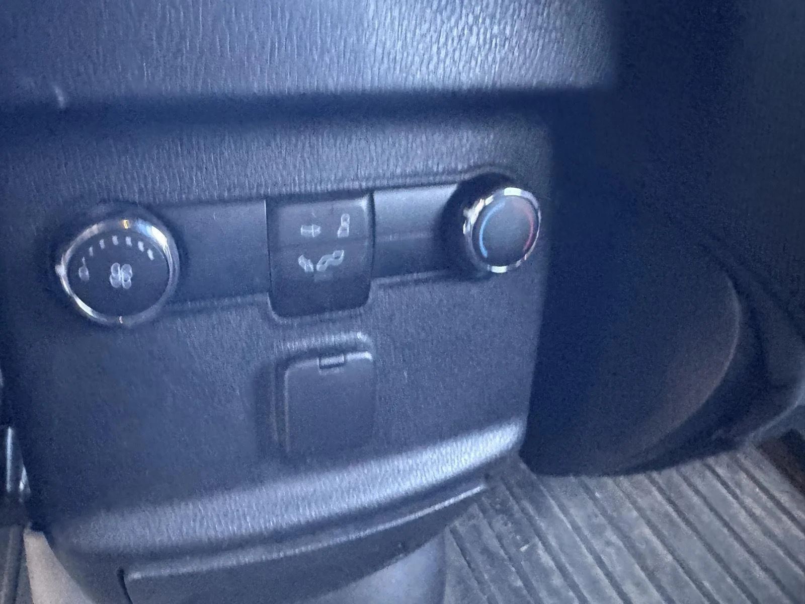 Used 2018 Magnetic Ford XLT image 18