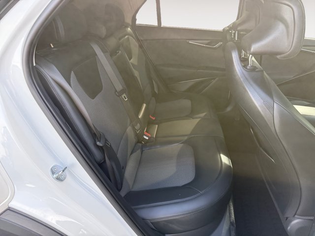 Used 2025 Snow White Pearl Kia EX image 18