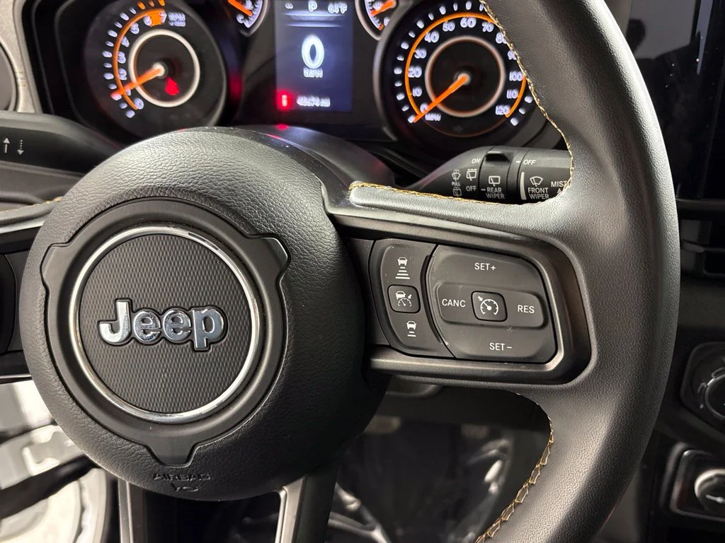 Used 2024 White Jeep Sport S image 29
