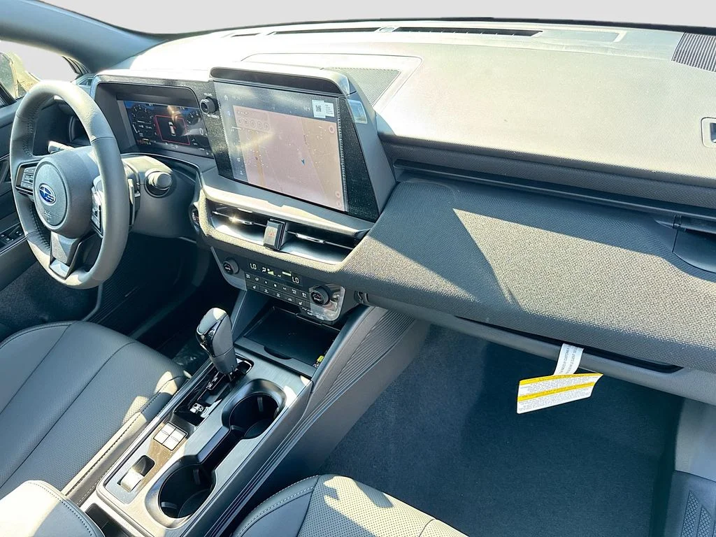 New 2026 CRYSTAL WHITE PEARL Subaru Limited image 37
