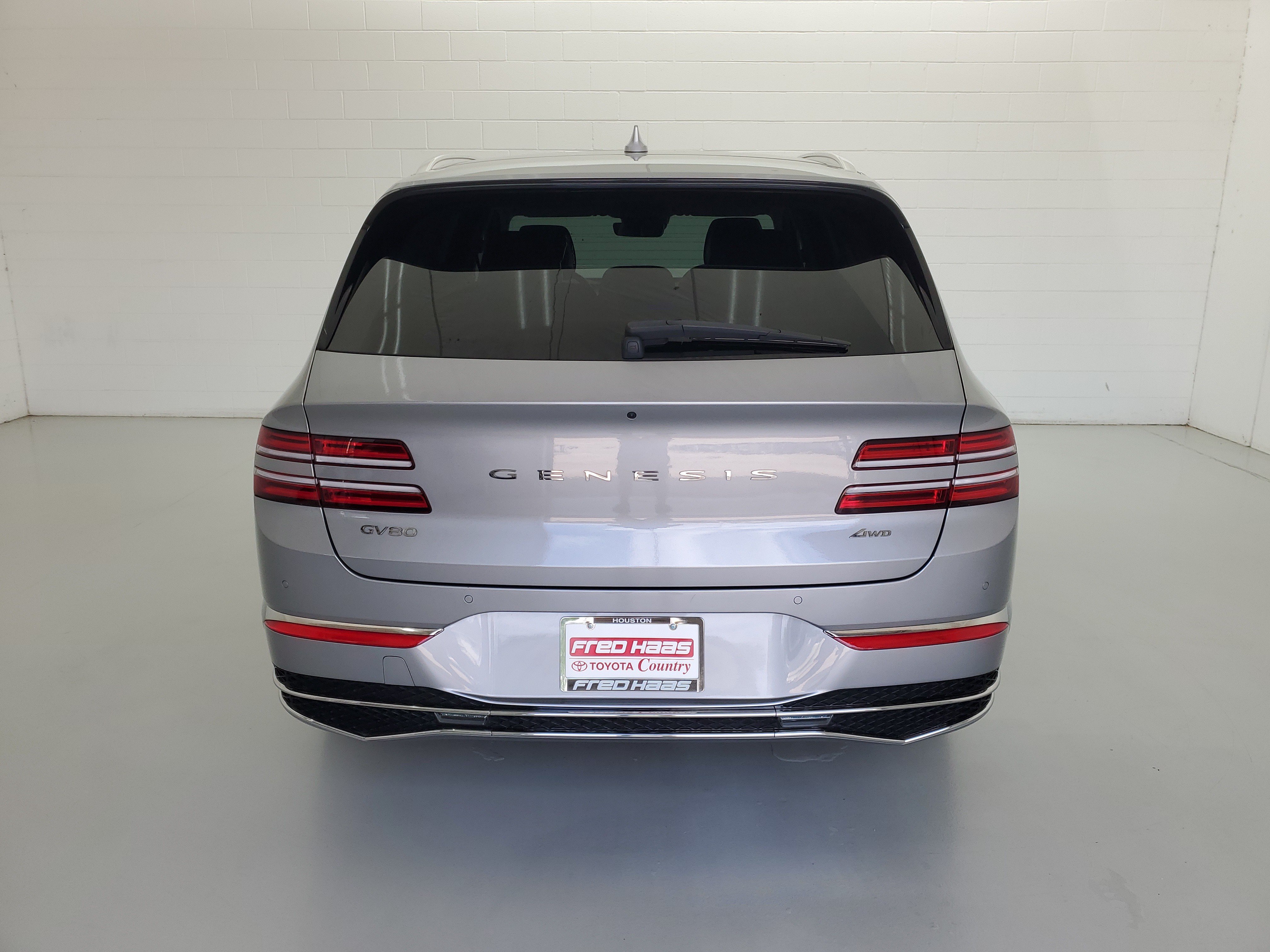 Used 2025 Savile Silver Genesis 2.5T image 6