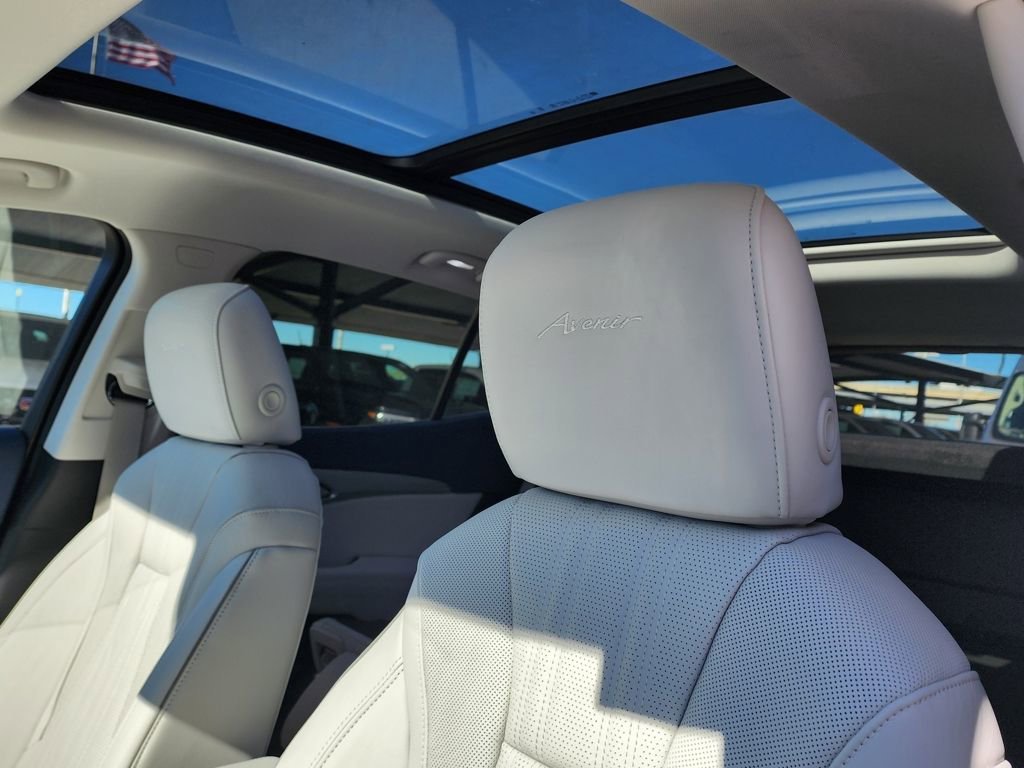 2026 Buick Envision Avenir - Photo 17