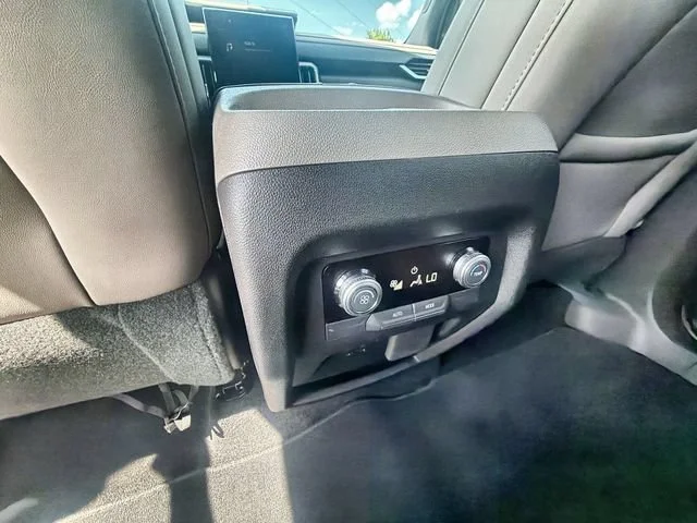 2026 GMC Acadia Elevation - Photo 20