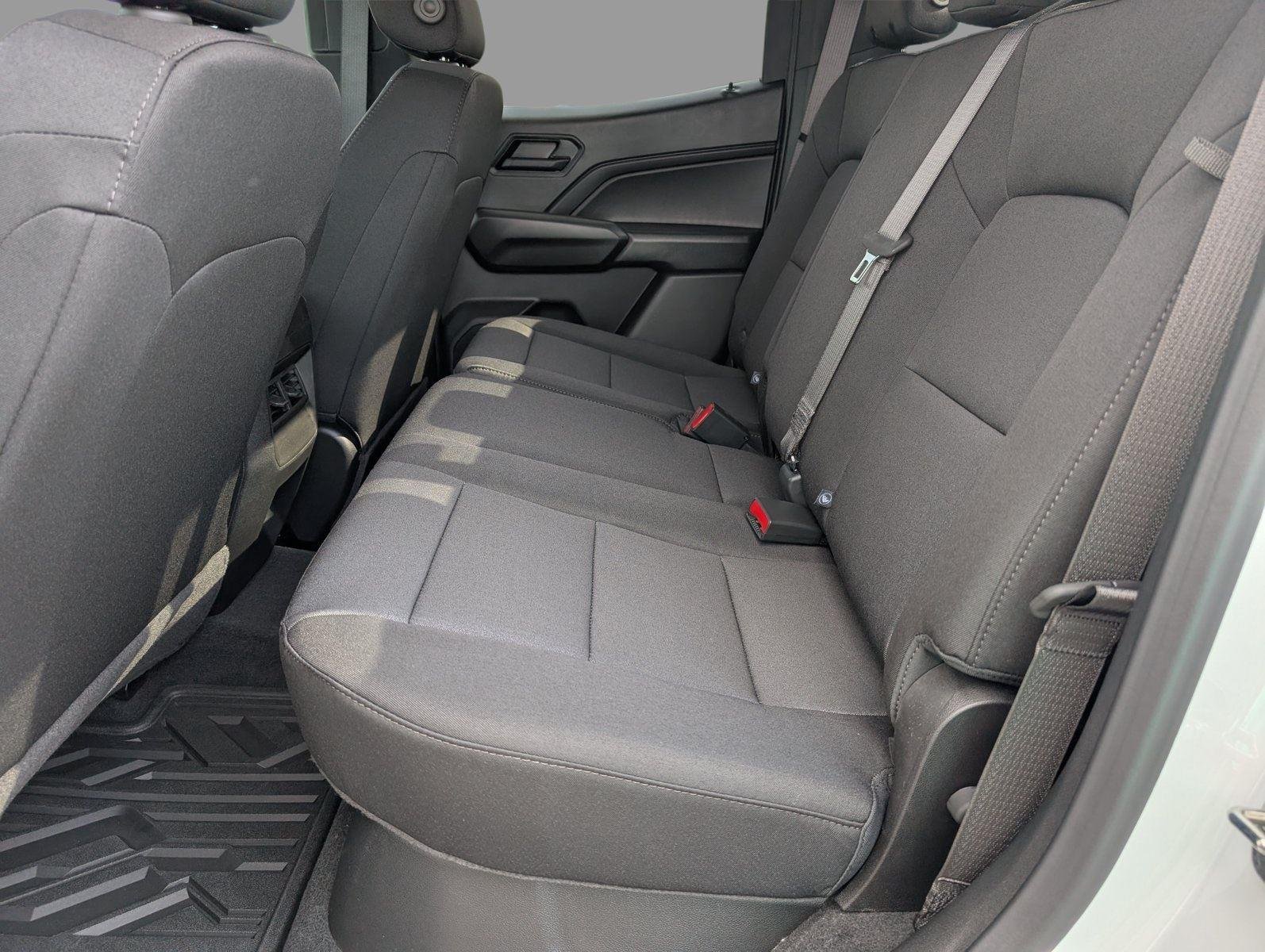 New 2026 Summit White Chevrolet Trail Boss image 31