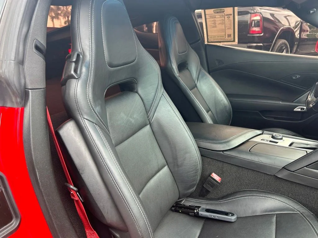 Used 2019 Red Chevrolet Grand Sport image 21