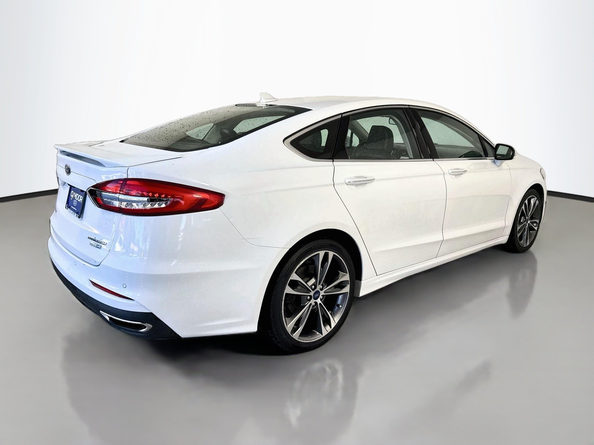 Used 2020 Oxford White Ford Titanium image 7