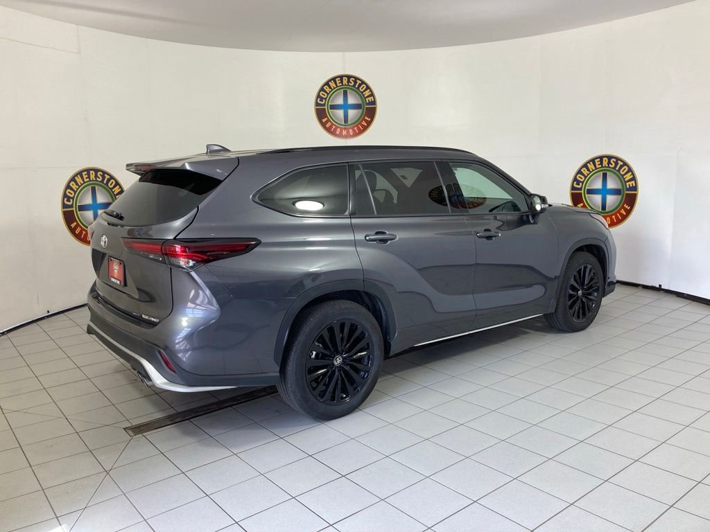2025 Toyota Highlander XSE - Photo 20