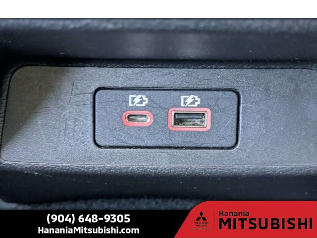 Used 2019 Black Nissan 2.5 Platinum image 13