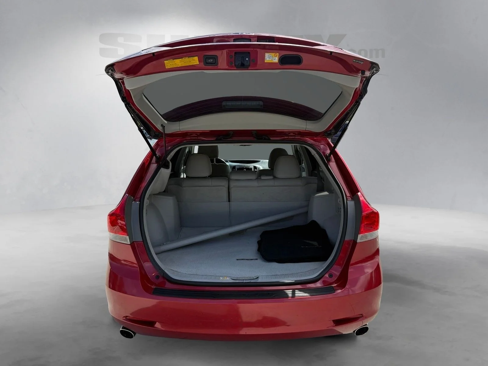 Used 2009 Red Toyota Base image 24