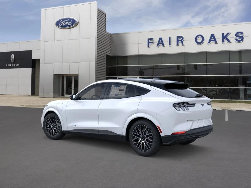 New 2026 Star White Metallic Tri-coat Ford Premium image 26