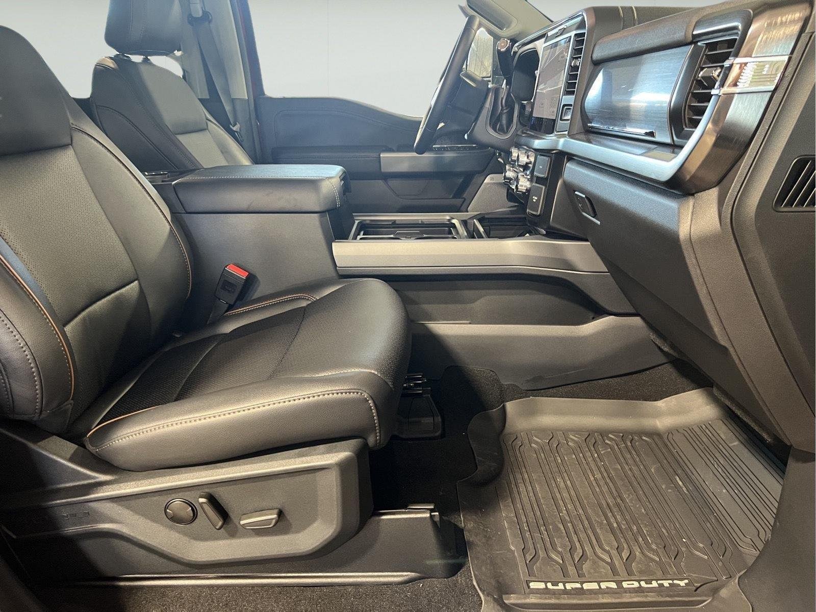 2026 Ford F-250 Super Duty Lariat - Photo 12