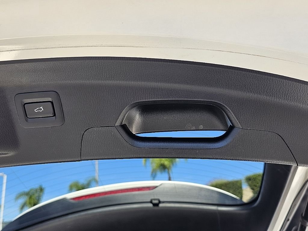 Used 2023 White Mazda Touring Plus image 12