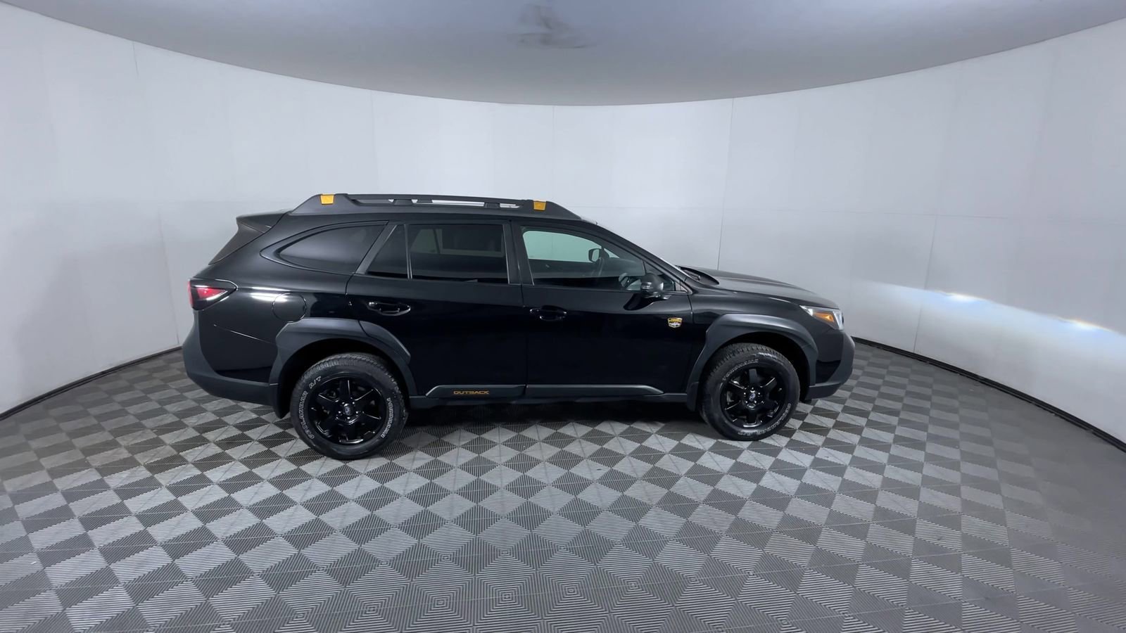 Used 2022 Crystal Black Silica Subaru Wilderness image 9